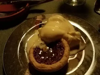 Dancing Bear Cafe & Gifts