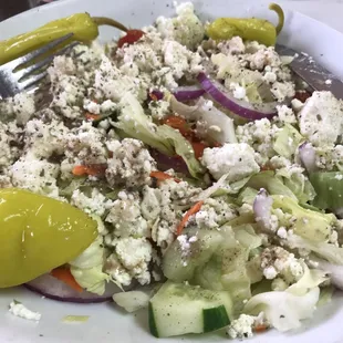 Greek salad ordered w no olives and extra feta. Probably didn't need the extra feta as there was a ton! Delicious!!