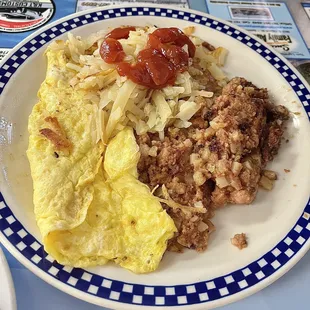 Corned beef hash with egg