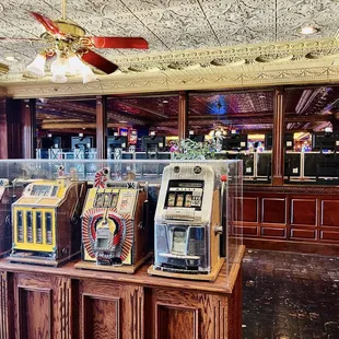 Old school slot machines