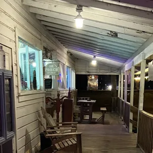 Porch that you wait on when they are full