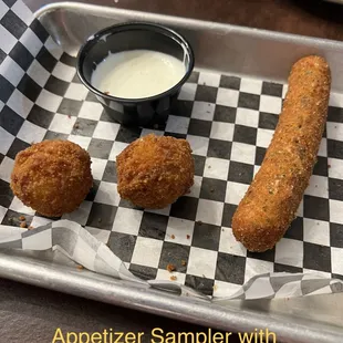 The sampler brings three of each item but we raided them before I got my pic lol! Cowboy Corn Nuggets are amazing!