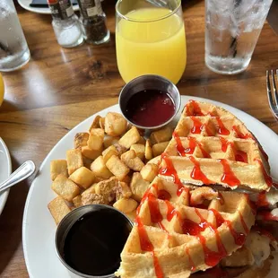 Belgian waffle Monte Cristo &amp; a Man-mosa