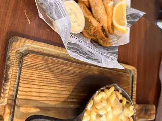 Shore House Tavern