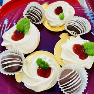 dessert, cupcakes, food