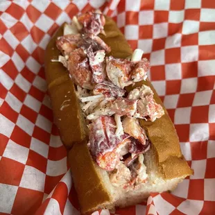 Half lobster roll with extra meat