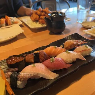 8pcs nigiri tasting