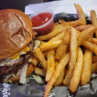 BYO burger with flavorless battered fries