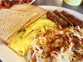 Fuzzy's Sports Pub & Grill