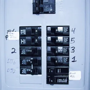 breaker switches for lights 20Amps each switch