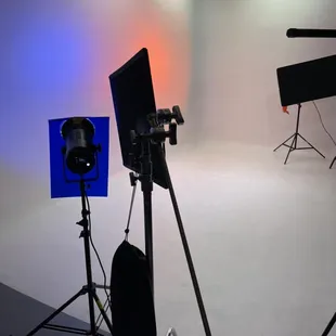 Mainstream Entertainment  hollywood studio