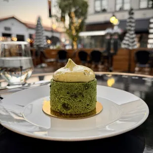 Matcha raspberry cake