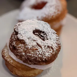Donuts with creme