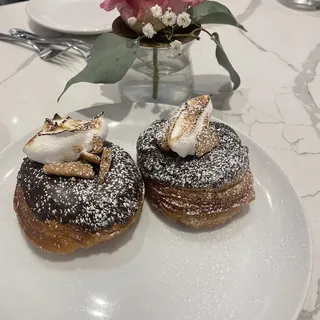 Croissant Doughnut
