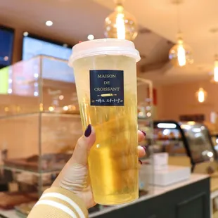 Peach Oolong Tea | IG: @Bobabitchess
