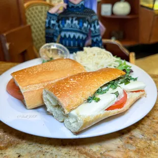 Fresh Tomato, Mozzarella and Basil Sandwich.  #dolljpf