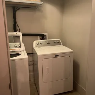 Washer dryer