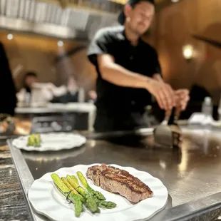 NY stead and asparagus