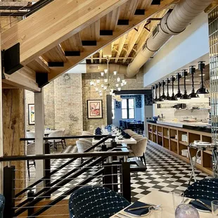 sushi and sashimi, interior