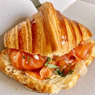 Smoked salmon sandwich