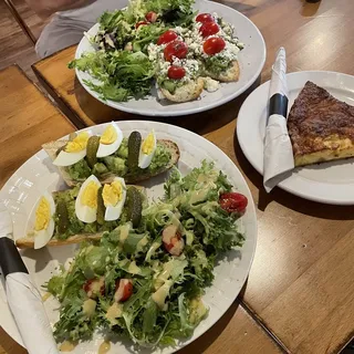 Tartine l'italienne w/side salad