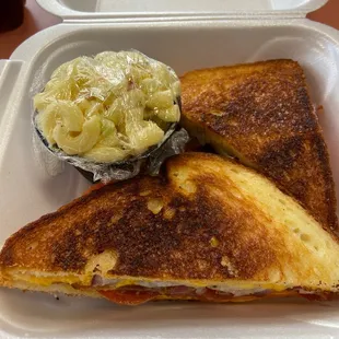 Grilled cheese deluxe