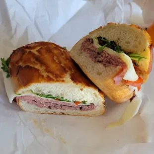 The Judge on Dutch Crunch roll