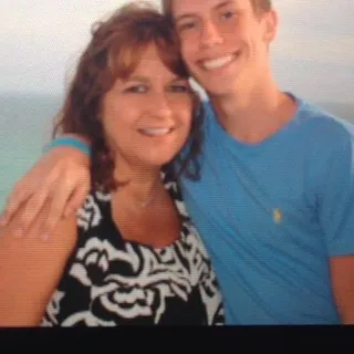 Chris-Lori S.