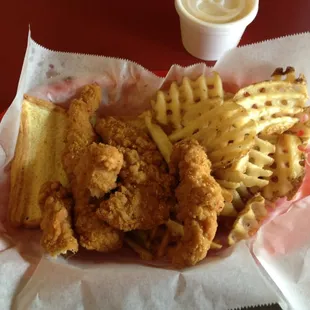 Chicken strip basket