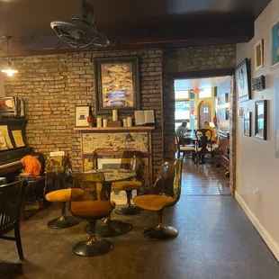 I absolutely love this place