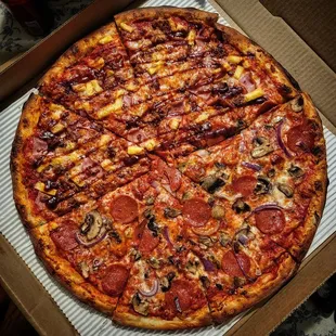 Half The Aloha and half pepperoni, mushroom, red onion. Delicious.