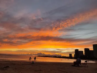 Ala Moana Beach
