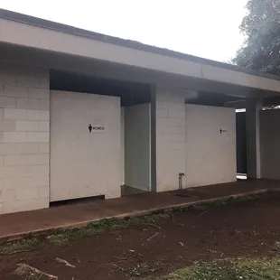 Bathrooms located near the work out area of the park.
