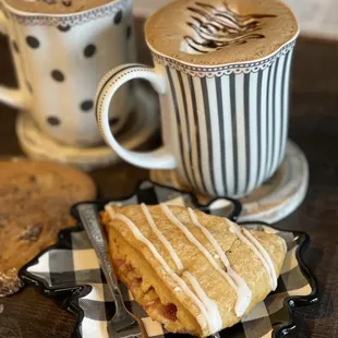 The best mocha and vegan scone (with chocolate chip cookie)