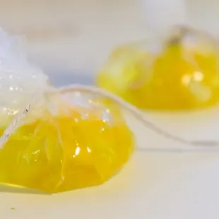 The remaining 3 eggs finally bagged (pre-cut strings were provided)