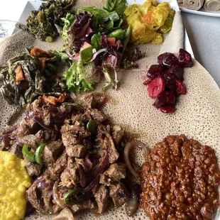 Veggie Combo &amp; Makeda Tibs