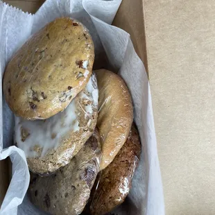 Chocolate cookies, ice oatmeal and butter cookie.