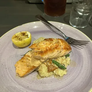 Hickory House Smoked Salmon
