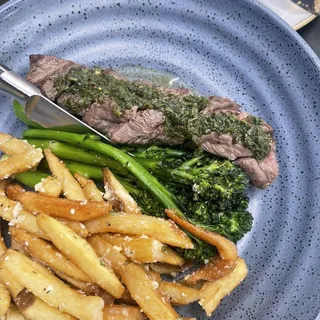 Makers Flat Iron Steak & Fries
