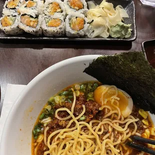Spicy Salmon Roll