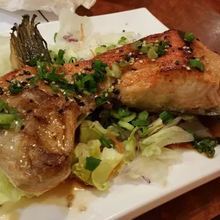 Salmon Collar