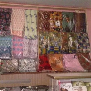 Beautiful textiles from west Africa, so gorgeous.