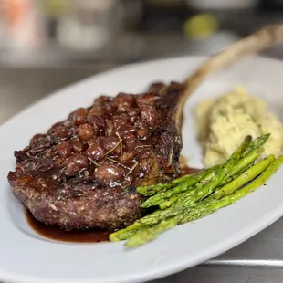 Mäksē Restaurant - Vacaville