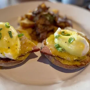 Breakfast and Lunch  Saturday and Sunday from 9am to 2pm