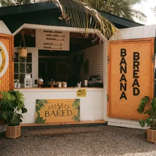 Makua Banana Bread 
Hale'iwa Cafe, North Shore