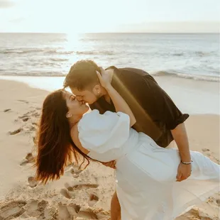 Beautiful sunset  at Makua  beach  @aloha_tatiphotography