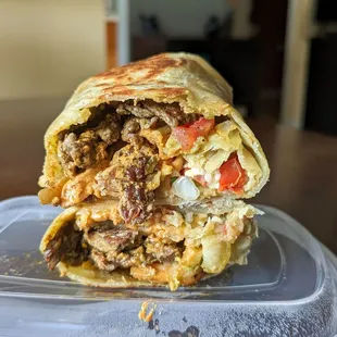 Surf &amp; Turf Burrito | Instagram: @telephonesmoothie
