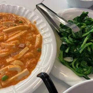 5. Pea Leaves with Garlic