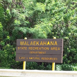 Closer view of the sign