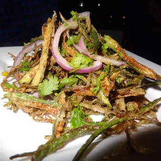 Kurkuri Bhindi